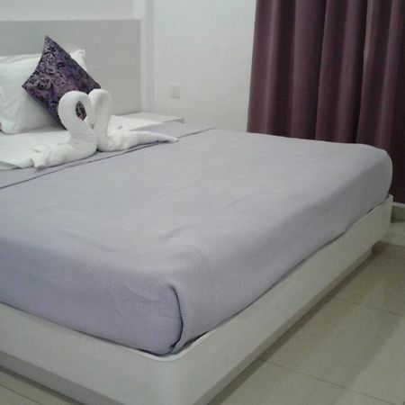 Lavender Riverside Hotel Malacca Eksteriør bilde